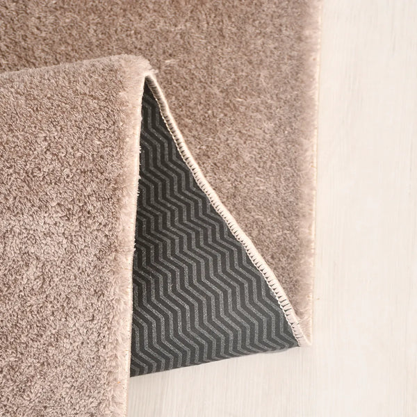 POLY Peluş Halı-Vizon - Salon-Mutfak-Antre-Oturma Odası-Yumuşak-Kaymaz Taban-Yıkanabilir–Modern-Uygun Fiyat
