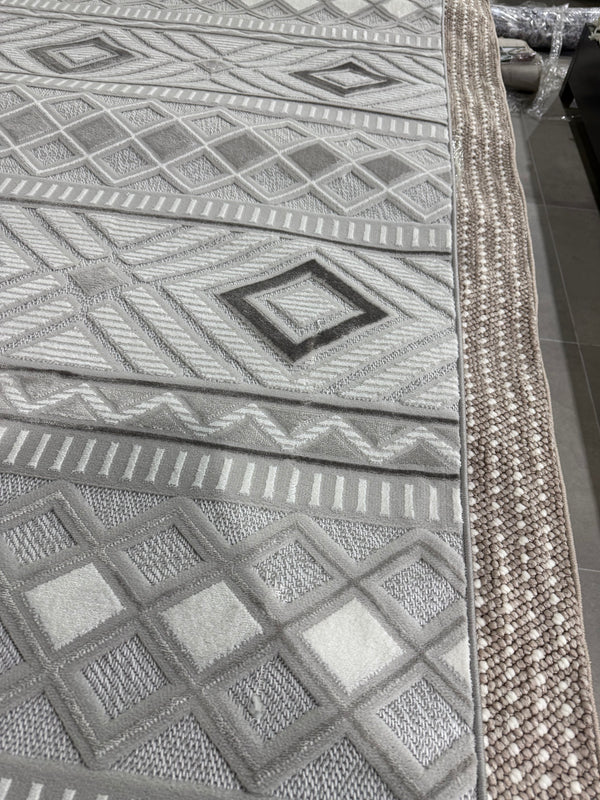 TEK KALAN İSKANDINAV OUTLET 200 X 290