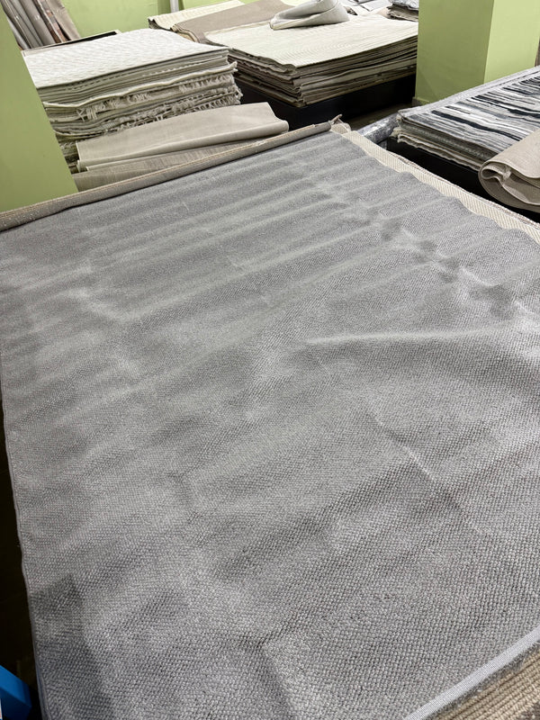 TEK KALAN İSKANDINAV OUTLET 200 X 290